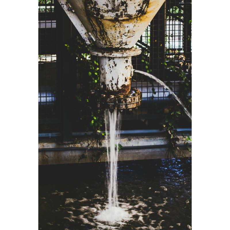 公用事業設施-廢（污